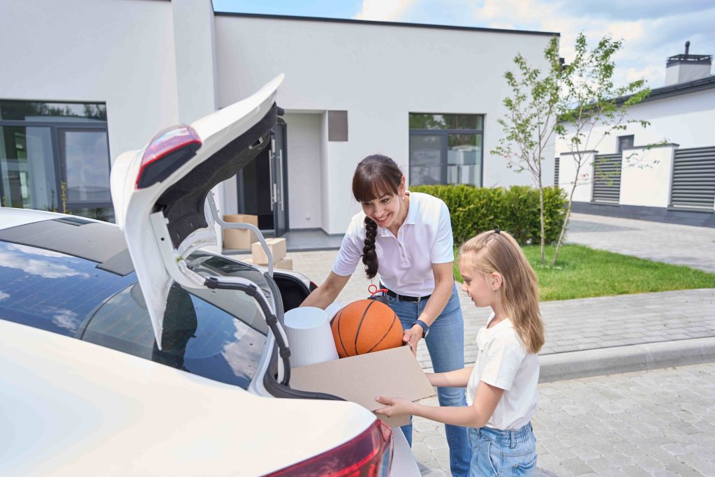 Settle into Dubai Faster with Car Rental